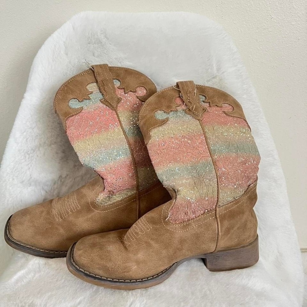 Kids size 3‎ Excellent Condition